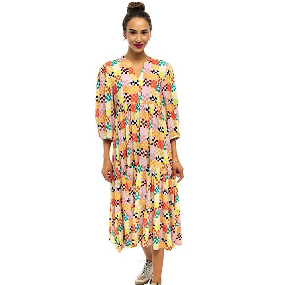 Briton Court Basketweave Print Tiered Midi Dress